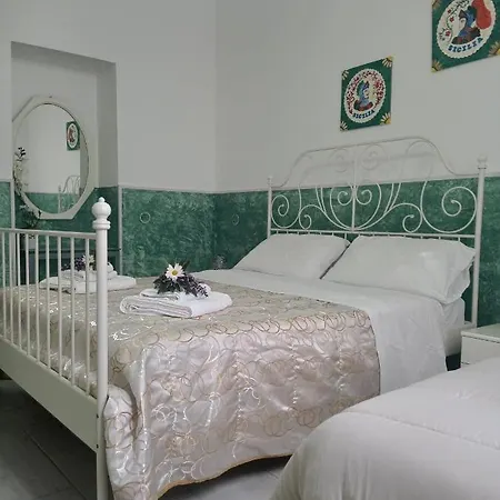 Mary - Casa